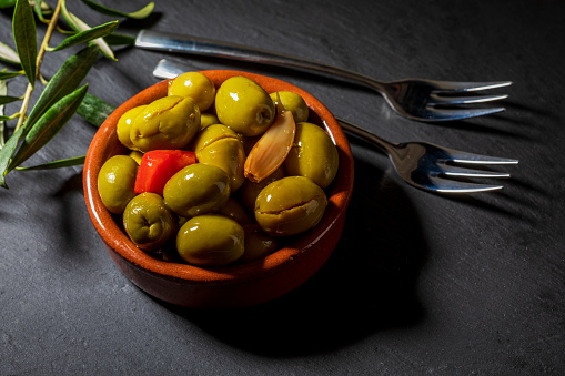 CAZUELA DE ACEITUNAS